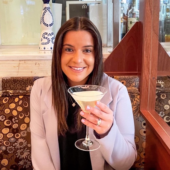 Meet your Posher, Kimberly - Picture 1 of 1